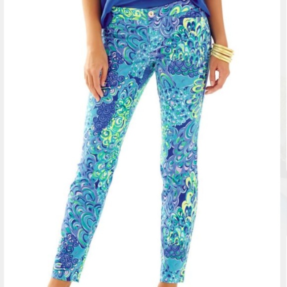 Lilly Pulitzer Pants - SOLD NWT Lilly Pulitzer Printed Kelly Pant